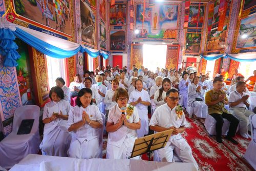 ภาพ No.173018:พิธีทอดกฐิน วัดพญาเม็งราย จ.เชียงราย ในโครงการกฐินสามัคคีทั่วไทย 30,000 วัด บูชาธรรม 80 ปี หลวงพ่อธัมมชโย โดยคณะศิษยานุศิษย์วัดพระธรรมกาย วันที่ 30 ตุลาคม พ.ศ. 2567