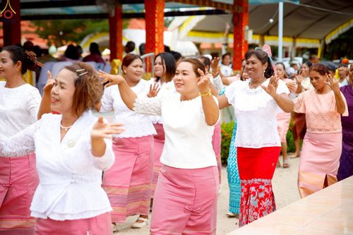 ภาพ No.255729:วันที่ 14 ตุลาคม พ.ศ. 2568 พิธีทอดกฐินสามัคคีทั่วไทย 30,000 วัด โดยคณะศิษยานุศิษย์ บูชาธรรม 81 ปี หลวงพ่อธัมมชโย ณ วัดควนปิยาราม ต.ปากพะยูน อ.ปากพะยูน จ.พัทลุง