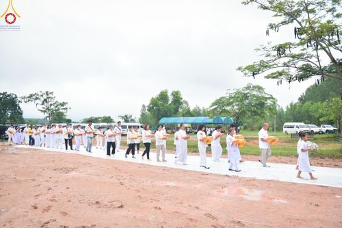 ภาพ No.146536:พิธีทอดผ้าป่าสร้างหลังคาอาคาร 80 ปี หลวงพ่อธัมมชโย ณ ศูนย์ปฎิบัติธรรมวิหารแดง จังหวัดสระบุรี วันอาทิตย์ที่ 28 กรกฎาคม พ.ศ. 2567