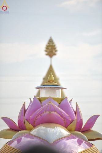 ภาพ No.129311:พิธีประดิษฐานพระบรมสารีริกธาตุ ณ มหารัตนะเจดีย์สิริปทุมสวรรค์ ศูนย์ปฏิบัติธรรมภาคใต้ อ.บางกล่ำ จ.สงขลา วันที่ 10 มีนาคม พ.ศ.2567