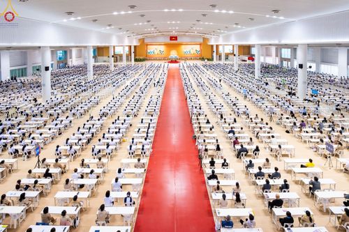 ภาพ No.104226:โครงการตอบปัญหาธรรมะทางก้าวหน้า ครั้งที่ 41 รอบชิงชนะเลิศระดับชาติ วันเสาร์ที่ 23 ธันวาคม พ.ศ. 2566 ณ ห้องแก้วสารพัดนึก วัดพระธรรมกาย จัดโดย ชมรมพุทธศาสตร์สากล