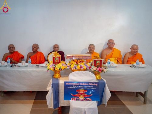 ภาพ No.97755:พระครูสมุห์สนิทวงศ์ วุฑฺฒิวํโส, ดร.  ผู้แทนวัดพระธรรมกาย ร่วมบุญถวายกฐิน ณ วัดกัลละปิติยะ มาตาเล ศรีลังกา Kathina Kalapitiya Matale SriLanka วันที่ 17 พฤศจิกายน พ.ศ. 2566