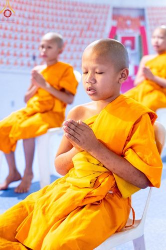 ภาพ No.207976:พิธีฉลองชัยชิตังเม สวดธัมมจักกัปวัตนสูตร ครบ 7,117,001,250 จบ ในวันมาฆบูชา วันพุธที่ 12 กุมภาพันธ์ พ.ศ. 2568 ณ วัดพระธรรมกาย จังหวัดปทุมธานี