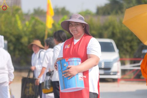 ภาพ No.202934:V.51 สารพัดV สารพัดดี ที่คลองบางนางแท่น ในโครงการธรรมยาตรา กตัญญูบูชา มหาปูชนียาจารย์ พระมงคลเทพมุนี(สด จนฺทสโร) พระผู้ปราบมาร อนุสรณ์สถาน 7 แห่ง ปีที่ 13 ระหว่างวันที่ 2-31 มกราคม พ.ศ. 2568