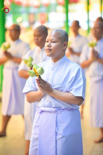 ภาพ No.244501:วันเสาร์ที่ 6 กันยายน พ.ศ. 2568 พิธีเวียนประทักษิณ และวันทาสีมาของนาคธรรมทายาท โครงการอุปสมบทหมู่บูชาธรรมครบรอบ 108 ปี วันครูผู้ค้นพบวิชชาธรรมกาย ณ โบสถ์พระไตรปิฎก วัดพระธรรมกาย