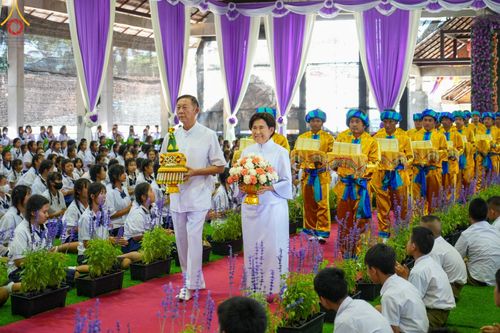 ภาพ No.125599:พิธีมอบโล่และทุนการศึกษา โครงการโรงเรียนส่งเสริมศีลธรรม  "นักบุญขุนเขา" ครั้งที่ ๒ ณ อาคารธรรมสภา วัดบ้านขุน ตำบลบ่อหลวง อำเภอฮอด จังหวัดเชียงใหม่ วันอังคารที่ ๒๗ กุมภาพันธ์ พ.ศ.๒๕๖๗