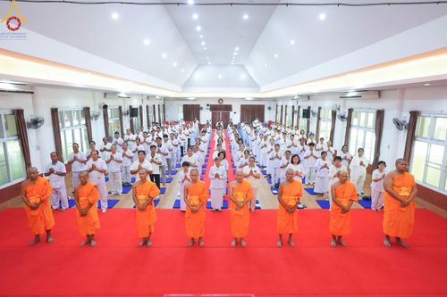 ภาพ No.153785:โครงการอบรมอุบาสก อุบาสิกาแก้ว รุ่นที่ 1 ผู้แทนทอดกฐินสามัคคี 30,000 วัดทั่วไทย ระหว่างวันที่ 6-8 กันยายน พ.ศ. 2567 ณ ศูนย์ปฏิบัติธรรมลำปาง