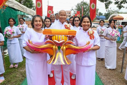 ภาพ No.100509:พิธีทอดกฐินสามัคคี สร้างหอฉันคุณยายอาจารย์ มหารัตนอุบาสิกา จันทร์ ขนนกยูง ณ ศูนย์ปฏิบัติธรรมนานาชาติสะเดา จ.สงขลา วันที่ 25 พฤศจิกายน พ.ศ. 2566