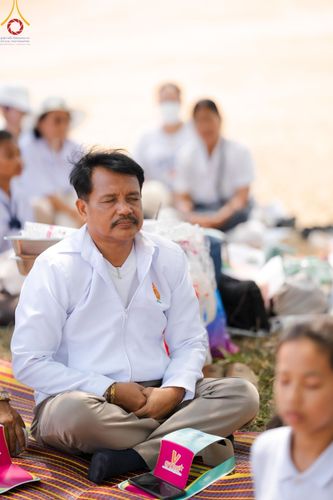 ภาพ No.128970:พระธรรมยาตราเดินธรรมยาตรา ณ ชุมชนรอบศูนย์ปฏิบัติธรรมภาคใต้ อ.บางกล่ำ จ.สงขลา วันที่ 10 มีนาคม พ.ศ. 2567