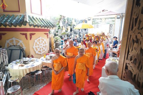 ภาพ No.94170:วัดพระธรรมกาย ร่วมบุญกฐินเวียดนาม เชื่อมสัมพันธไมตรี สร้างสามัคคีสงฆ์ วันที่ 12 พฤศจิกายน พ.ศ. 2566