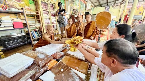 ภาพ No.173578:พิธีทอดกฐิน ณ วัดป่าทุ่งวัว จ.ฉะเชิงเทรา ในโครงการกฐินสามัคคีทั่วไทย 30,000 วัด บูชาธรรม 80 ปี หลวงพ่อธัมมชโย โดยคณะศิษยานุศิษย์วัดพระธรรมกาย วันที่ 27 ตุลาคม พ.ศ. 2567