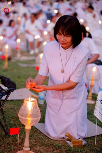 ภาพ No.275244:วันอาทิตย์ที่ 30 พฤศจิกายน พ.ศ. 2568 พิธีจุดประทีปถวายเป็นพุทธบูชา ณ ศูนย์ปฏิบัติธรรมระยอง (บ้านช่องลม)