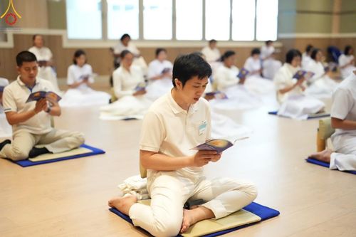 ภาพ No.153550:โครงการปฏิบัติธรรม อุบาสก อุบาสิกาแก้ว รุ่นที่ 1 ผู้แทนทอดกฐินสามัคคีสามหมื่นวัดทั่วไทย ระหว่างวันที่ 6-8 กันยายน พ.ศ. 2567 ณ World Peace Valley จัดโดย ภาคนครหลวง 3