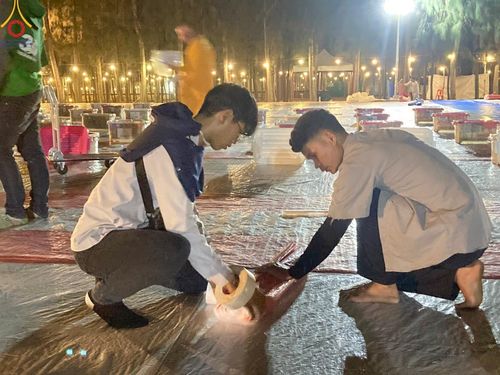 ภาพ No.108228:V.5 ทุ่มพลัง การเตรียมงาน เก็บงาน การรับบุญของเจ้าหน้าที่หน่วยงานต่างๆ เพื่อโครงการธรรมยาตรา กตัญญูบูชามหาปูชนียาจารย์ พระมงคลเทพมุนี (สด จนฺทสโร) พระผู้ปราบมาร อนุสรณ์สถาน 7 แห่ง ปีที่ 12 ระหว่างวันที่ 2 - 31 มกราคม พ.ศ. 2567