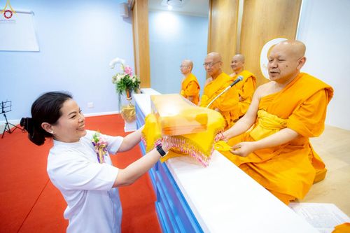 ภาพ No.270376:วันอาทิตย์ที่ 19 ตุลาคม พ.ศ. 2568 พิธีทอดกฐินสามัคคี เพื่อสถาปนากุฏิสงฆ์  น้อมถวายเป็นพุทธบูชาและบูชาธรรม แด่หลวงพ่อธัมมชโย ณ วัดพุทธเคปทาวน์  ประเทศสาธารณรัฐแอฟริกาใต้