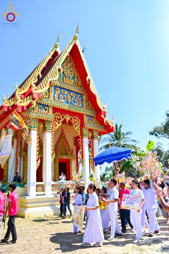 ภาพ No.182924:พิธีทอดกฐิน ณ วัดวังวุ้ง อ.ท่าตะเกียบ จ.ฉะเชิงเทรา ในโครงการทอดกฐินสามัคคีทั่วไทย 30,000 วัด บูชาธรรม 80 ปี หลวงพ่อธัมมชโย โดยคณะศิษยานุศิษย์วัดพระธรรมกาย วันที่ 10 พฤศจิกายน พ.ศ. 2567