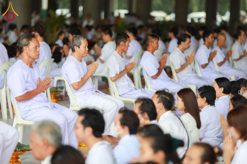 ภาพ No.143910:พิธีตัดปอยผมและปลงผมธรรมทายาท รุ่นเข้าพรรษา ณ มหาวิหารคด คอร์ 16 วัดพระธรรมกาย วันอาทิตย์ที่ 7 กรกฎาคม พ.ศ. 2567