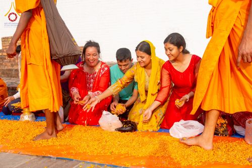 ภาพ No.212869:วันที่ 14 - 15 มีนาคม พ.ศ. 2568 คณะสงฆ์และสามเณรเดินธรรมยาตรา ในโครงการบวชสามเณรเนปาล 500 รูป ไปยังสถานที่รอบมายาเทวีและลุมพินีเกรด ณ ลุมพินี ประเทศเนปาล