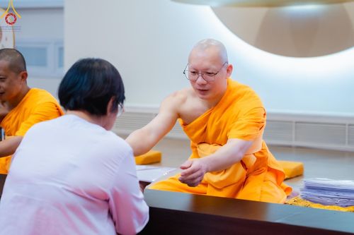 ภาพ No.155540:โครงการ อุบาสกแก้ว อุบาสิกาแก้ว รุ่นที่ 2 ตัวแทนทอดกฐินสามัคคีทั่วไทย 30,000 วัด บูชาธรรม 80 ปี หลวงพ่อธัมมชโย  ระหว่างวันที่ 13-15 กันยายน พ.ศ. 2567 ณ ธุดงคสถานชลบุรี