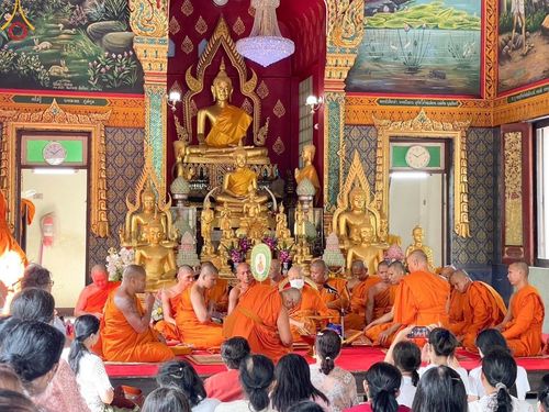 ภาพ No.166916:พิธีทอดกฐิน ณ วัดมะเกลือ ต.คลองโยง อ.พุทธมณฑล จ.นครปฐม ในโครงการกฐินสามัคคีทั่วไทย 30,000 วัด บูชาธรรม 80 ปี หลวงพ่อธัมมชโย โดยคณะศิษยานุศิษย์วัดพระธรรมกาย วันที่ 20 ตุลาคม พ.ศ. 2567