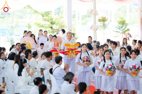 ภาพ No.173991:พิธีทอดกฐิน ศูนย์เบญจธรรม จ.ปทุมธานี ในโครงการกฐินสามัคคีทั่วไทย 30,000 วัด บูชาธรรม 80 ปี หลวงพ่อธัมมชโย โดยคณะศิษยานุศิษย์วัดพระธรรมกาย วันที่ 11 พฤศจิกายน พ.ศ. 2567