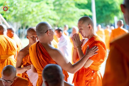 ภาพ No.149396:พิธีทักษิณานุปทานแด่บรรพชนตระกูลผ่องสวัสดิ์ และหมู่ญาติที่ล่วงลับไปแล้ว ประจำปี ครั้งที่ 19 วันพฤหัสบดีที่ 22 สิงหาคม พ.ศ. 2567 ณ พระมหาเจดีย์ทัตตชีโว ศูนย์อบรมเยาวชนกาญจนบุรี