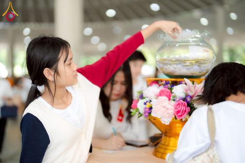 ภาพ No.253499:วันอังคารที่ 7 ตุลาคม พ.ศ.2568 (วันพระ ขึ้น 15 ค่ำ เดือน 11) พิธีบุพเปตพลี ครั้งที่ 171 ร่วมอุทิศบุญแด่หมู่ญาติที่ล่วงลับไปแล้ว และสืบทอดอายุพระพุทธศาสนา ณ หอฉันคุณยายอาจารย์ฯ วัดพระธรรมกาย