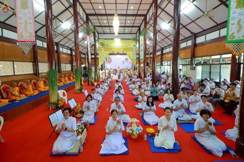 ภาพ No.254426:วันที่ 11 ตุลาคม พ.ศ. 2568 พิธีทอดกฐินสามัคคีทั่วไทย 30,000 วัด โดยคณะศิษยานุศิษย์ บูชาธรรม 81 ปี หลวงพ่อธัมมชโย ณ วัดกลางธนรินทร์ อ.พรหมบุรี จ.สิงห์บุรี