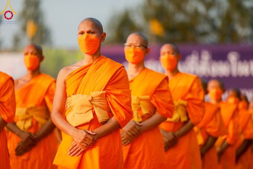 ภาพ No.109540:พิธีจุดประทีปถวายเป็นพุทธบูชา และบูชาธรรมมหาปูชนียาจารย์ วันที่ 10 มกราคม พ.ศ. 2567 ณ อนุสรณ์สถานคลองบางนางแท่น อ.สามพราน จ.นครปฐม