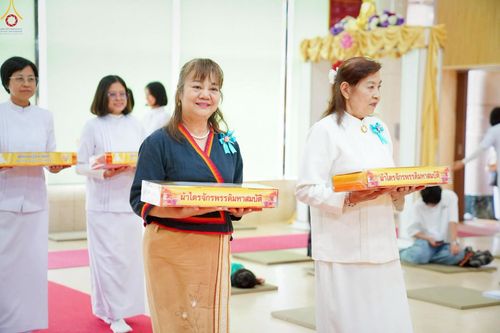 ภาพ No.262258:วันที่ 19 ตุลาคม พ.ศ. 2568 พิธีทอดกฐินเพื่อสร้าง ธรรมอุทยานลอยฟ้า 81 ปี หลวงพ่อธัมมชโย ณ วัดพระธรรมกายยามานาชิ ประเทศญี่ปุ่น 