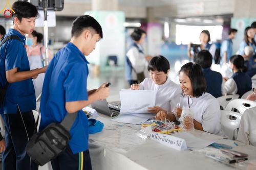 ภาพ No.59318:การอบรมอาสาสมัคร  เตรียมงานและจัดถวายภัตตาหาร แด่พระสังฆาธิการ 10,000 กว่าวัดทั่วประเทศ ในวันที่ 21-22 เมษายน พ.ศ.2567 เพื่องานวันคุ้มครองโลก จัดโดย ชมรมพุทธศาสตร์สากลฯ