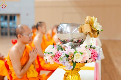 ภาพ No.206857:พิธีถวายโคมมาฆประทีป น้อมถวายเป็นพุทธบูชา แด่คณะพระภิกษุ สามเณร วัดพระธรรมกาย วันอาทิตย์ที่ 9 กุมภาพันธ์ พ.ศ. 2568 ณ ห้องแก้วสารพัดนึก 2 สภาธรรมกายสากล วัดพระธรรมกาย จังหวัดปทุมธานี