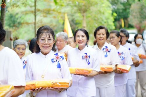 ภาพ No.259112:วันที่ 15 ตุลาคม พ.ศ. 2568 พิธีทอดกฐินสามัคคีทั่วไทย 30,000 วัด โดยคณะศิษยานุศิษย์ บูชาธรรม 81 ปี หลวงพ่อธัมมชโย ณ วัดป่ารัตนคีรี จ.ปราจีนบุรี