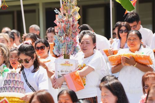 ภาพ No.99533:งานบุญพิธีทอดกฐินสามัคคี มหากาลทาน วัดพระธรรมกายซิดนีย์ เพื่อขยายอาคารปฏิบัติธรรม คุณยายอาจารย์มหารัตนอุบาสิกาจันทร์ ขนนกยูง วันที่ 12 พฤศจิกายน พ.ศ. 2566
