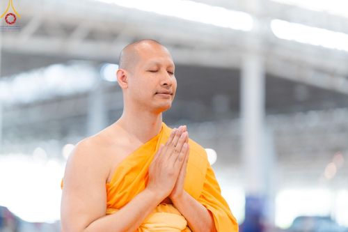 ภาพ No.182735:พิธีปฎิบัติธรรมและพิธีรับมอบต้นสมบัติจักรพรรดิ วันอาทิตย์ที่ 15 ธันวาคม พ.ศ. 2567 ณ สภาธรรมกายสากล วัดพระธรรมกาย