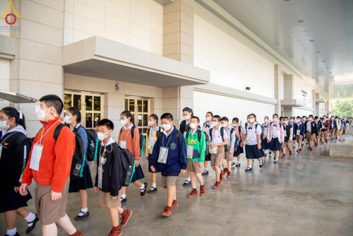 ภาพ No.185827:โครงการตอบปัญหาธรรมะ “ทางก้าวหน้า” ครั้งที่ 42 รอบชิงชนะเลิศระดับชาติ ประจำปี พ.ศ. 2567 วันเสาร์ที่ 21 ธันวาคม พ.ศ. 2567 ชมรมพุทธศาสตร์สากล ร่วมกับสมาคมพุทธศาสตร์สากล และชมรมพุทธศาสตร์สถาบันอุดมศึกษา 35 แห่งทั่วประเทศ ณ ห้องแก้วสารพัดนึก 2 วัดพระธรรมกาย 