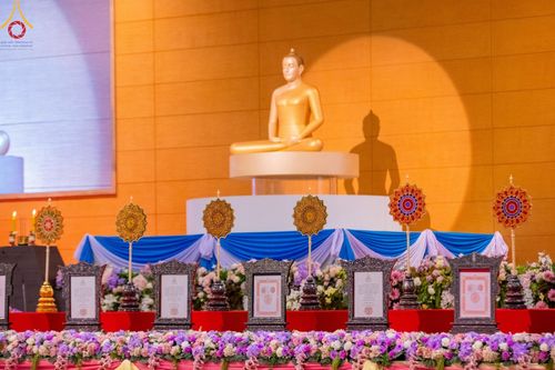 ภาพ No.57922:พิธีมุทิตาสักการะพระสังฆาธิการ ผู้ที่ได้รับพระราชทานเลื่อนและตั้งสมณศักดิ์ ปีพุทธศักราช 2567 วันอาทิตย์ที่ 28 เมษายน พ.ศ. 2567 ณ วัดพระธรรมกาย จ.ปทุมธานี