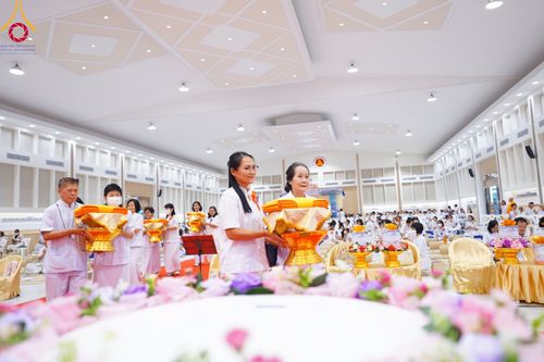 ภาพ No.95066:พิธีทอดกฐินสามัคคีทั่วไทย 5,000 วัด ณ สถาบันธรรมชัย จ.อยุธยา วันที่ 12 พฤศจิกายน พ.ศ. 2566