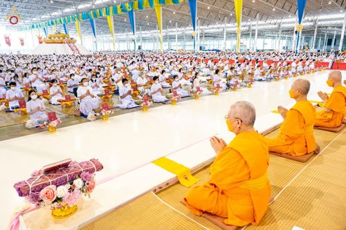 ภาพ No.80487:พิธีถวายทุนสนับสนุนการสร้าง พระไตรปิฎกฉบับธรรมชัย วันเสาร์ที่ 29 เมษายน พ.ศ. 2566 ณ สภาธรรมกายสากล วัดพระธรรมกาย