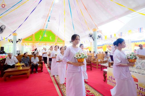 ภาพ No.256565:วันที่ 17 ตุลาคม พ.ศ. 2568 พิธีทอดกฐินสามัคคีทั่วไทย 30,000 วัด โดยคณะศิษยานุศิษย์ บูชาธรรม 81 ปี หลวงพ่อธัมมชโย หลวงพ่อธัมมชโย ณ วัดบ้านพระ จ.นครราชสีมา