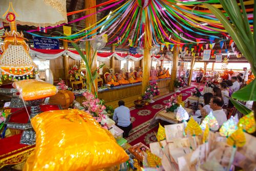 ภาพ No.173175:พิธีทอดกฐิน วัดช้างใหญ่ จ.พระนครศรีอยุธยา ในโครงการกฐินสามัคคีทั่วไทย 30,000 วัด บูชาธรรม 80 ปี หลวงพ่อธัมมชโย โดยคณะศิษยานุศิษย์วัดพระธรรมกาย วันที่ 2 พฤศจิกายน พ.ศ. 2567