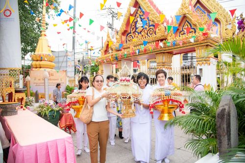 ภาพ No.165064:พิธีทอดกฐิน ณ วัดใหม่พิเรนทร์ แขวงวัดอรุณ เขตบางกอกใหญ่ กรุงเทพมหานคร ในโครงการกฐินสามัคคีทั่วไทย 30,000 วัด บูชาธรรม 80 ปี หลวงพ่อธัมมชโย โดยคณะศิษยานุศิษย์วัดพระธรรมกาย วันที่ 20 ตุลาคม พ.ศ. 2567