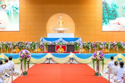 ภาพ No.139725:พิธีมุทิตาพระมหาอุปสมบทอุทิศชีวิต วันอาทิตย์ต้นเดือนที่ 2 มิถุนายน พ.ศ. 2567 ณ ห้องแก้วสารพัดนึก 1 วัดพระธรรมกาย