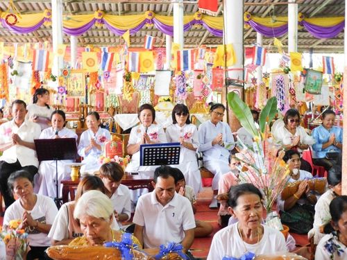 ภาพ No.170916:พิธีทอดกฐิน ณ วัดโพนไพล จ.นครราชสีมา ในโครงการกฐินสามัคคีทั่วไทย 30,000 วัด บูชาธรรม 80 ปี หลวงพ่อธัมมชโย โดยคณะศิษยานุศิษย์วัดพระธรรมกาย วันที่ 27 ตุลาคม พ.ศ. 2567