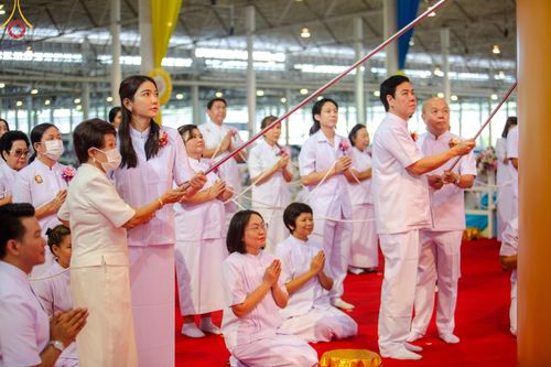 ภาพ No.151412:พิธีจุดเทียนใจ ไฟนิรันดร์ อนันตชัย ณ สภาธรรมกายสากล วัดพระธรรมกาย วันอาทิตย์ต้นเดือนที่ 1 กันยายน พ.ศ. 2567