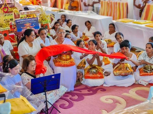 ภาพ No.97837:วัดพระธรรมกาย ร่วมบุญกฐินศรีลังกา ณ วัดศรีคุณเซการ่ารามายะ มาตาเล วันที่ 20 พฤศจิกายน พ.ศ. 2566
