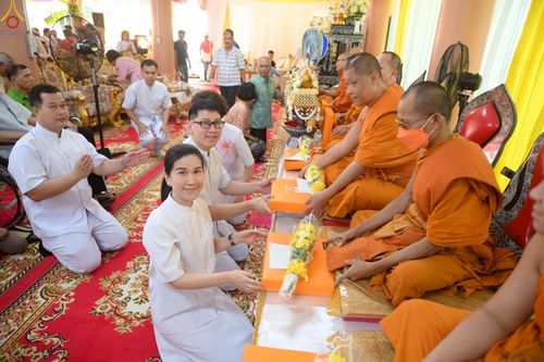 ภาพ No.276863:วันที่ 18 ตุลาคม พ.ศ. 2568 พิธีทอดกฐินสามัคคีทั่วไทย ณ วัดไตรรัตนาราม เขตบางเขน กรุงเทพฯ โดยคณะศิษยานุศิษย์ บูชาธรรม 81 ปี หลวงพ่อธัมมชโย