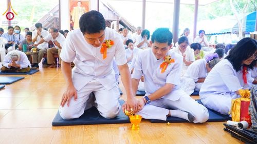 ภาพ No.176861:พิธีทอดกฐิน ณ ที่พักสงฆ์สันตินิมิตร อ.ตาพระยา จ.สระแก้ว ในโครงการทอดกฐินสามัคคีทั่วไทย 30,000 วัด บูชาธรรม 80 ปี หลวงพ่อธัมมชโย โดยคณะศิษยานุศิษย์วัดพระธรรมกาย วันที่ 15 พฤศจิกายน พ.ศ. 2567