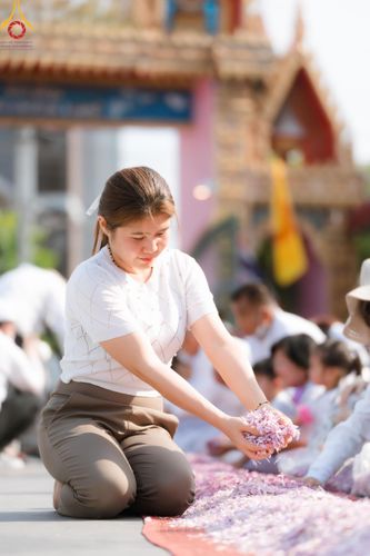 ภาพ No.113072:พิธีต้อนรับพระธรรมยาตรา ปีที่ 12 วันที่ 15 มกราคม พ.ศ. 2567 ณ วัดโบสถ์บน จ.นนทบุรี