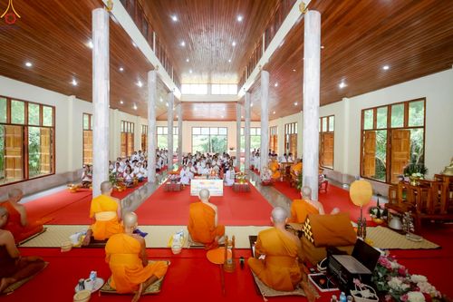 ภาพ No.250992:วันที่ 9 ตุลาคม พ.ศ. 2568 พิธีทอดกฐินสามัคคีทั่วไทย 30,000 วัด โดยคณะศิษยานุศิษย์ บูชาธรรม 81 ปี หลวงพ่อธัมมชโย ณ วัดห้วยน้ำริน ต.ร่องจิก อ.ภูเรือ จ.เลย